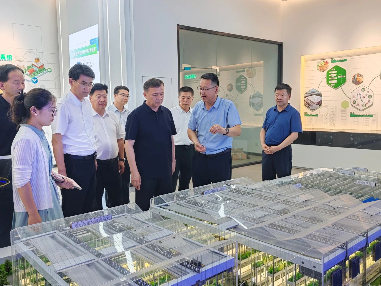 叶尔波力&middot;孜汗带队赴江苏开展招商考察活动